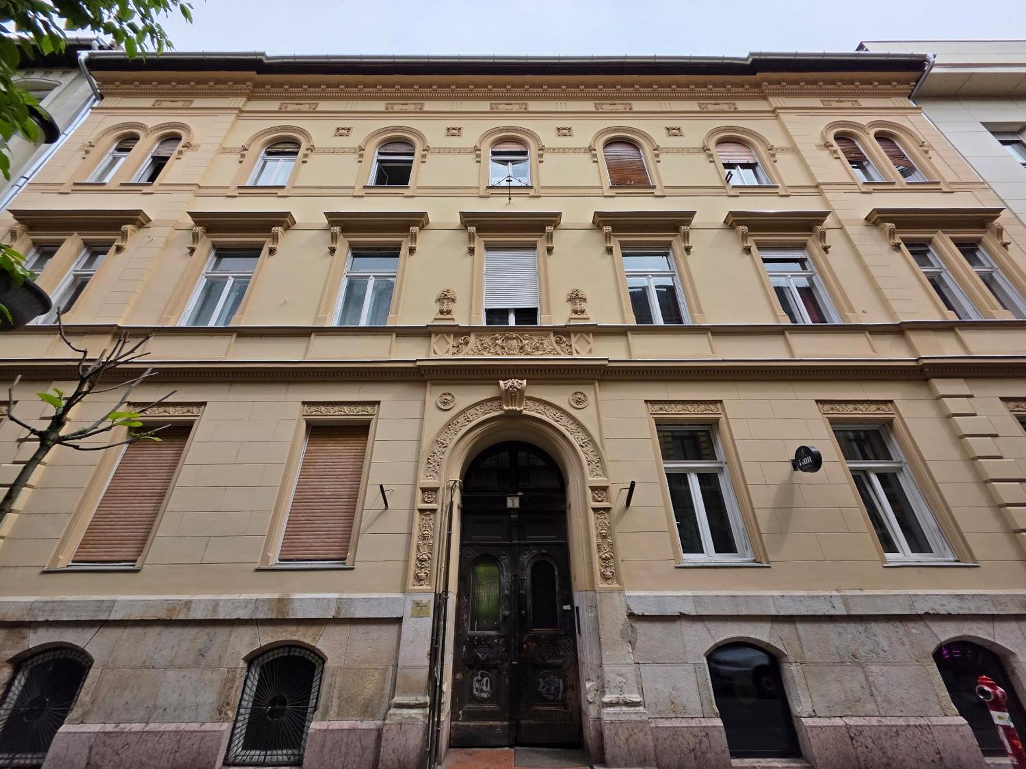 K5 - The Happy Home In The Nightlife Zone Budapest Exteriör bild